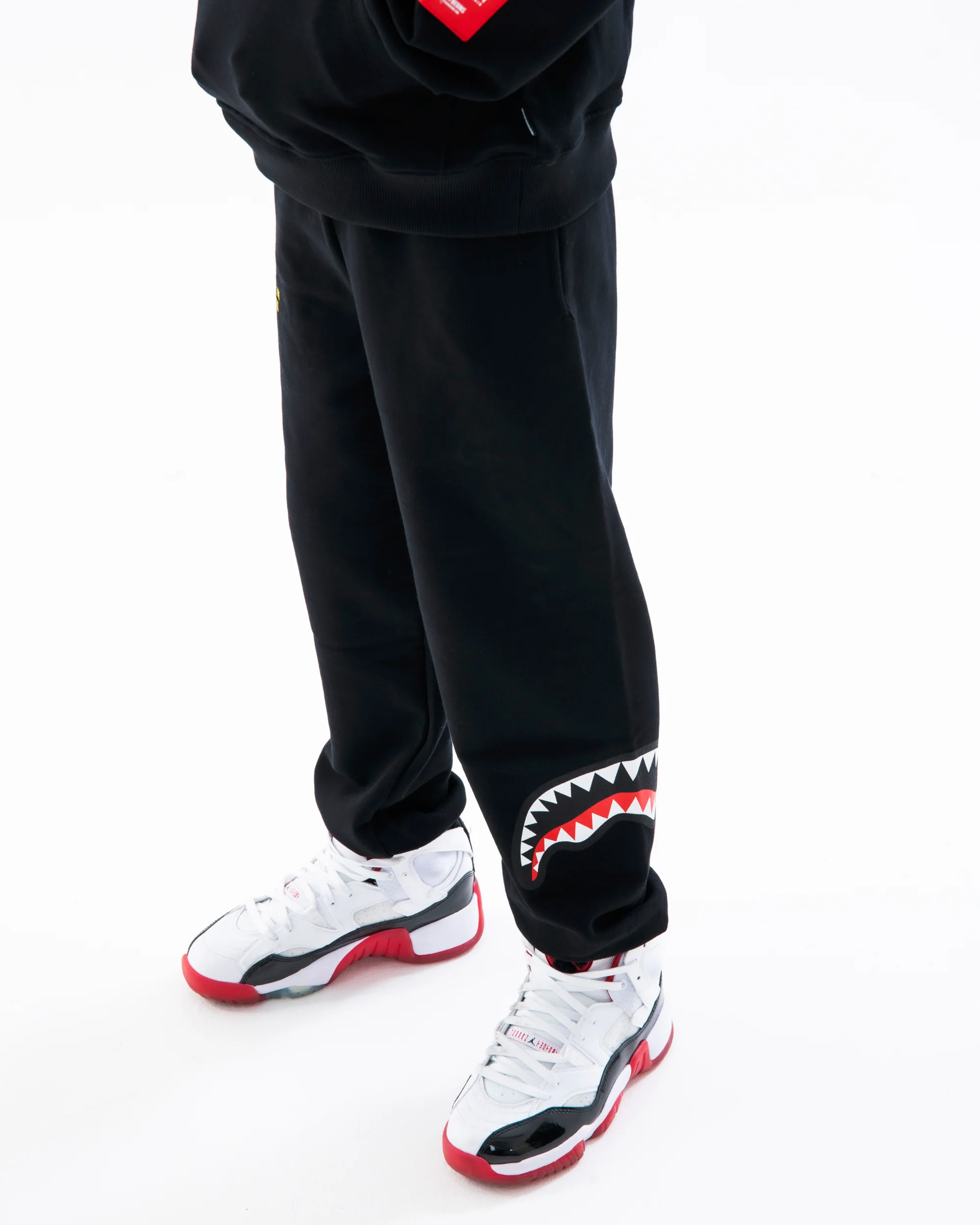 SHARK BASIC BAGGY PANTS BLACK - Image 2