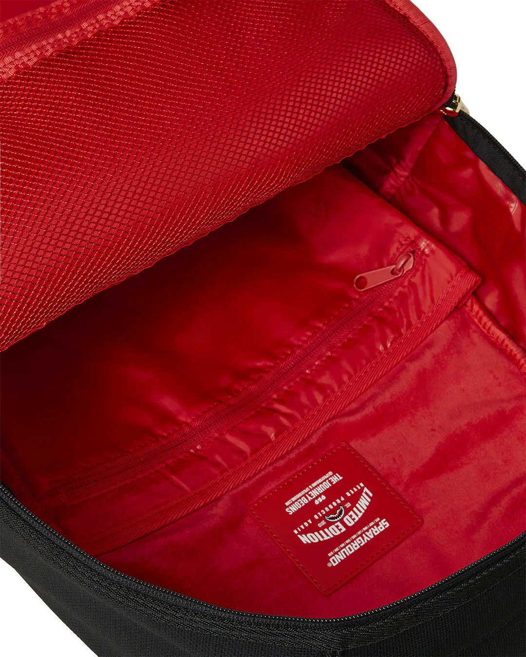 SHARK CENTRAL KNIT BACKPACK - Image 8