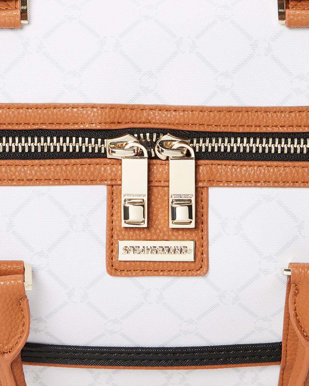 Alien Rich Duffle - Image 9