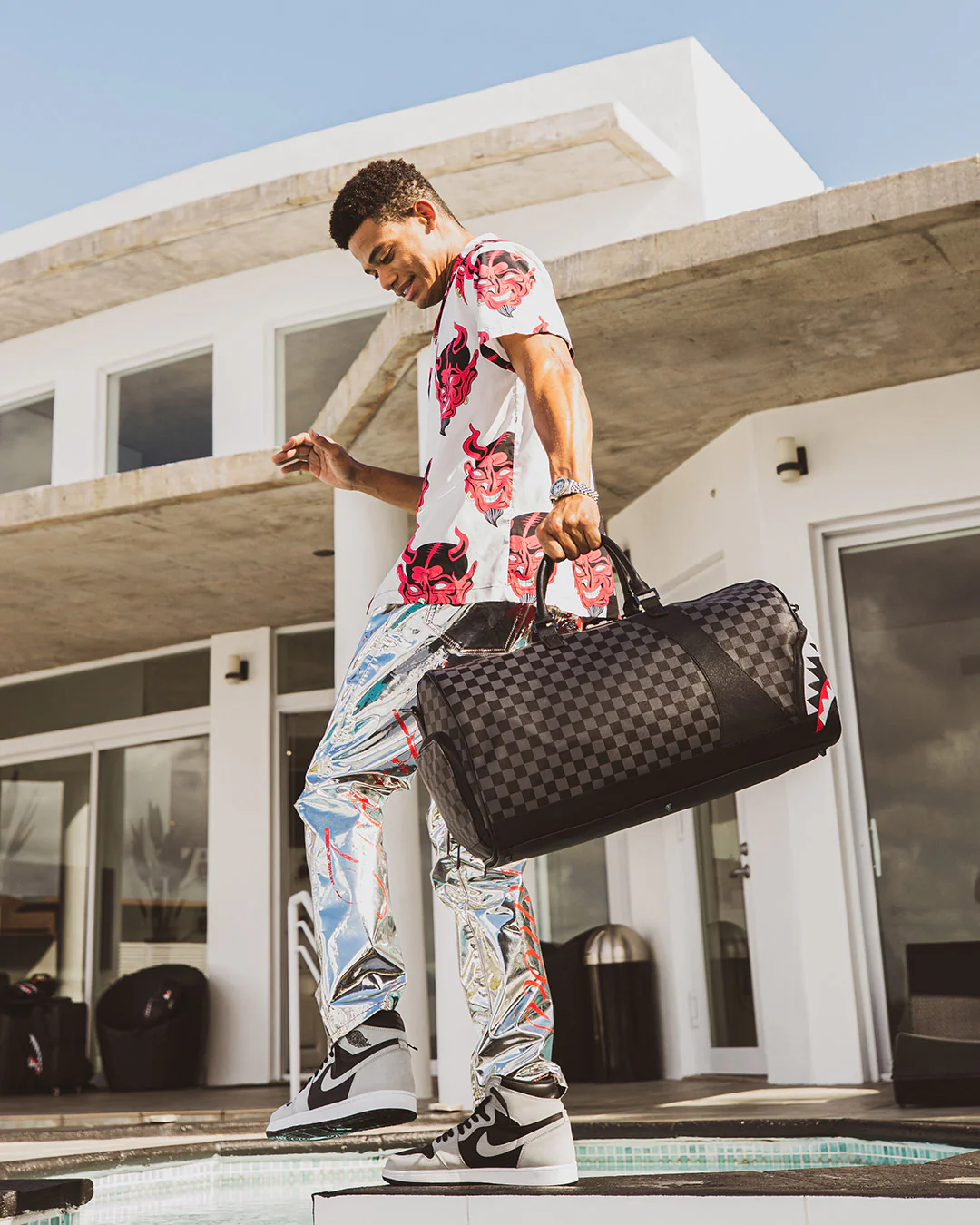 Henny Sip Black Duffle - Image 2